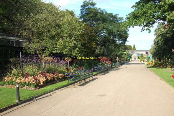 Photo 6"x4" Bristol Zoo Gardens - the Terrace looking east Clifton\/ST5673 c2010