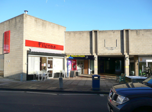 Photo 6"x4" Filenas, Briggate, Brighouse Brighouse\/SE1423 c2010