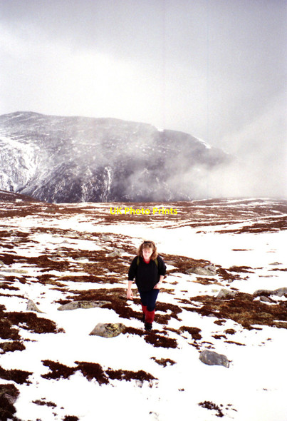 Photo 6"x4" On the south west slopes of Carn a' Mhaim Coire na Poite\/NO0094 c1990