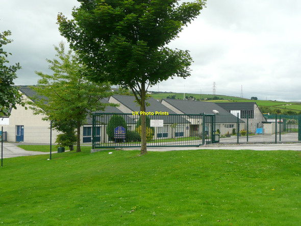 Photo 6"x4" Thornton primary school Queensbury\/SE0930 c2010