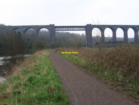 Photo 6"x4" Conisbrough - Viaduct Conisbrough c2007