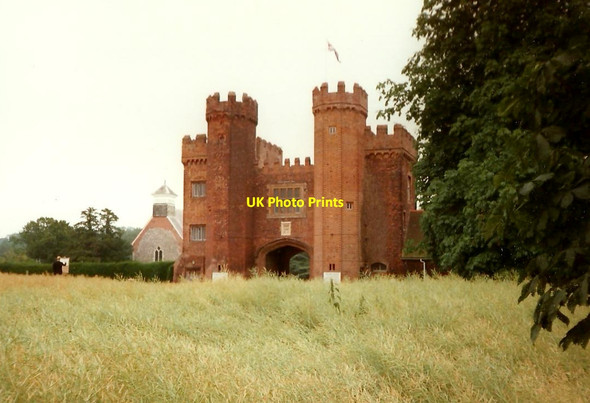 Photo 6"x4" Lullingstone Castle Gatehouse Eynsford c1996