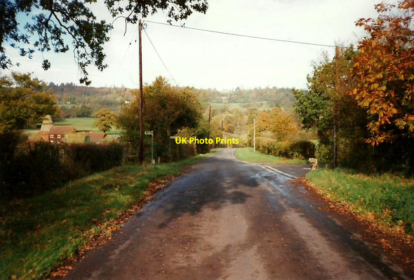 Photo 6"x4" Road Junction at Underriver Farm, looking North towards Rooks Hill Underriver Ho c1996
