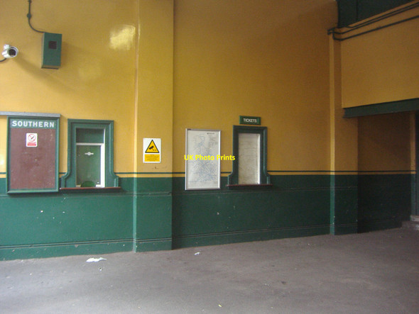 Photo 6"x4" Booking office Queenstown Road station Battersea c2008
