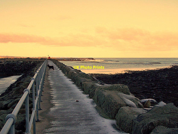Photo 6"x4" Pier at Staffin Garrafad c2010