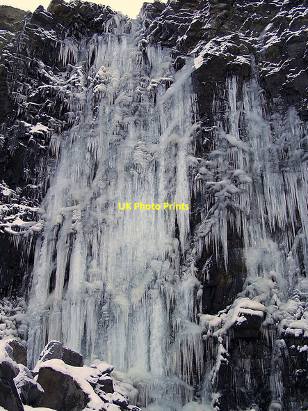 Photo 6"x4" Icicles in the quarry - closer view Sconser c2010