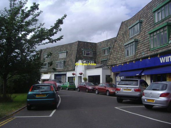 Photo 6"x4" Shops on Hanger Hill roundabout, Weybridge Weybridge c2008