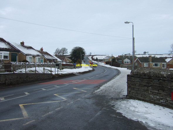 Photo 6"x4" Looking north up the A6108 Bellerby Road, Leyburn Bellerby c2010