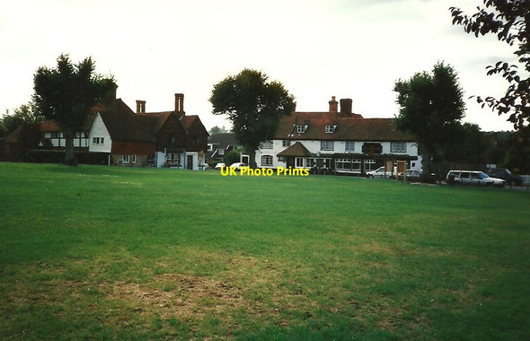 Photo 6"x4" The Village Green, Horsmonden Horsmonden c1995
