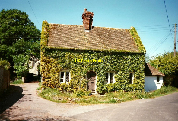 Photo 6"x4" Cottage at Newchurch Newchurch\/TR0531 c1998