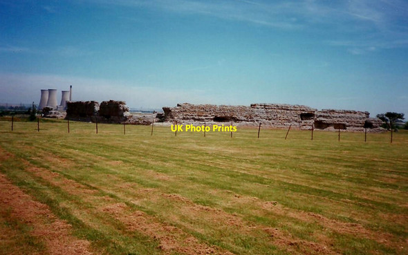 Photo 6"x4" Richborough Castle (remains) Sandwich c1996 P1