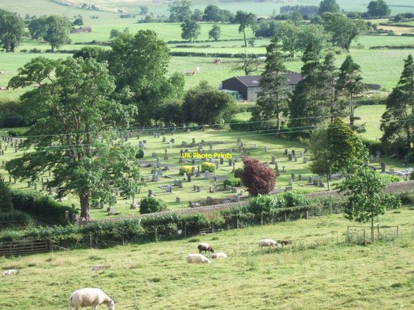 Photo 6"x4" Leyburn graveyard from the Shawl Leyburn c2010