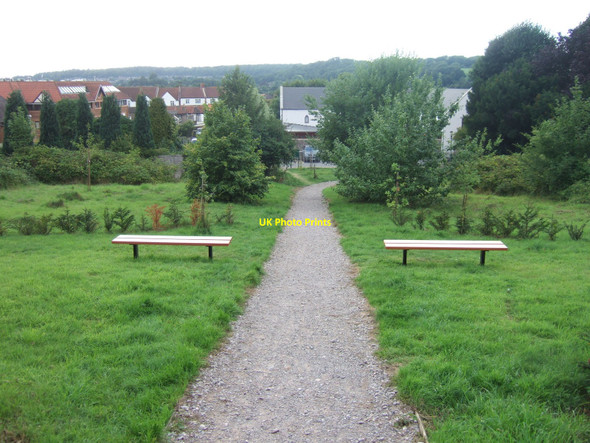 Photo 6"x4" Public garden, Westbury on Trym Eastfield\/ST5777 c2010