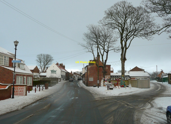 Photo 6"x4" Road junction in Sewerby Bridlington c2010