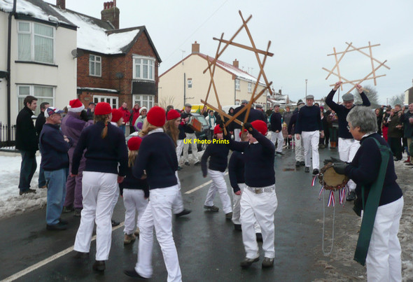 Photo 6"x4" Flamborough Sword Dance Boxing Day 2010 - 7 Flamborough c2010