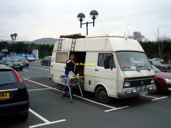 Photo 6"x4" Folkestone, Cheriton Road Folkestone c2006