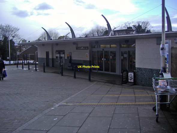 Photo 6"x4" Twickenham station Twickenham c2008