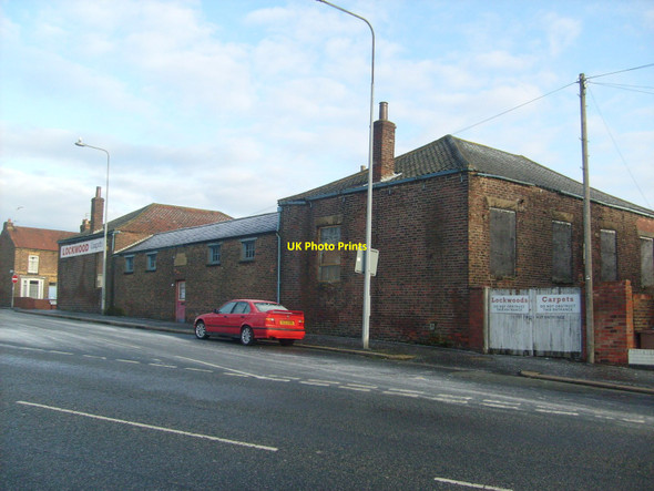 Photo 6"x4" Carpet warehouse on Scarborough Road, Bridlington Bridlington c2011