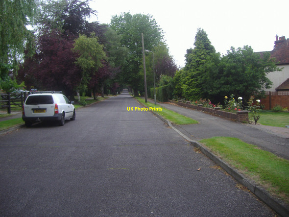 Photo 6"x4" Keswick Road, Fetcham Leatherhead c2009