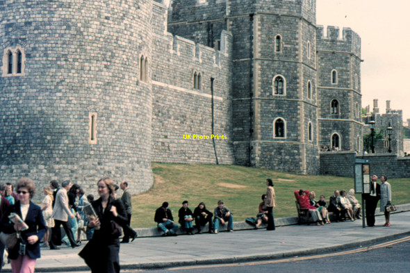Photo 6"x4" Windsor Castle - 1975 Windsor\/SU9676 c1975