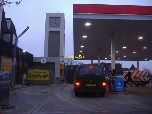 Photo 6"x4" Tower Garage on Finchley Road, Childs Hill Hampstead\/TQ2685 c2008