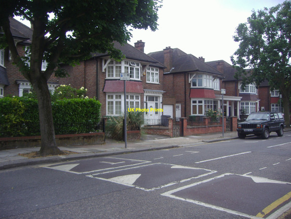 Photo 6"x4" Houses on Oman Avenue, Dudden Hill Willesden c2009