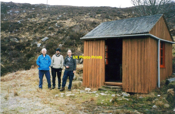 Photo 6"x4" Estate shelter at Easan Dorcha Craig\/NH0349 c1997