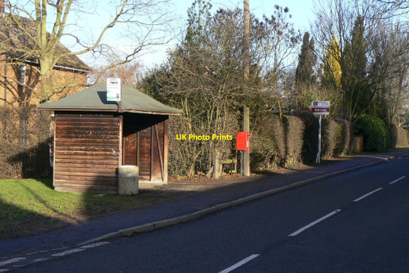Photo 6"x4" Pinfold Lane bus stop Kinoulton c2011