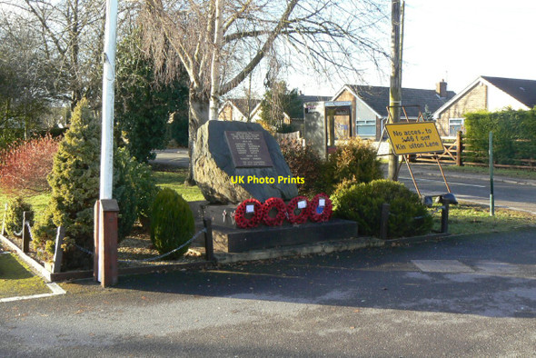 Photo 6"x4" Kinoulton War Memorial Kinoulton c2011