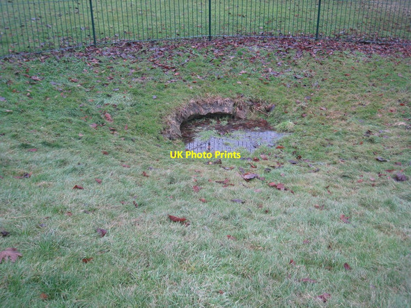 Photo 6"x4" The Templar's Bath, Bottesford (2) Bottesford\/SE8907 c2011