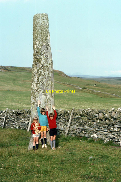 Photo 6"x4" Standing stone near Ballinaby Kilchoman c1975
