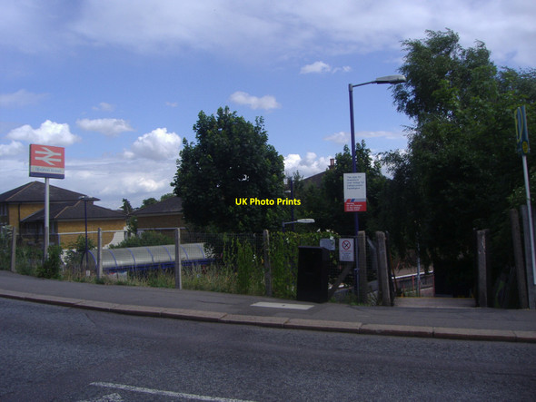 Photo 6"x4" West entrance to Drayton Green station Ealing c2008
