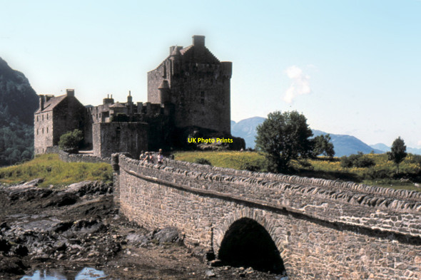 Photo 6"x4" Eilean Donan Castle - 1983 Dornie\/NG8826 c1983