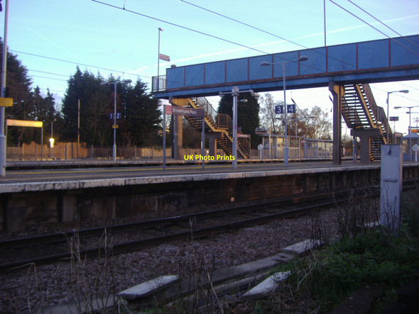 Photo 6"x4" Brookmans Park station platform Potters Bar c2008