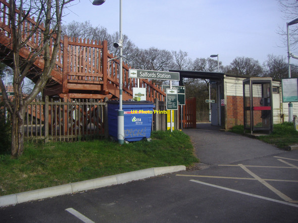 Photo 6"x4" Salfords station entrance Salfords c2009