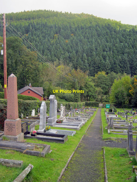 Photo 6"x4" Knighton Cemetery Knighton\/Tref-y-Clawdd c2010