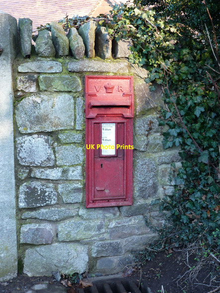 Photo 6"x4" VR Wall box at Oaks Hall Farm Oaks\/SJ4204 c2011