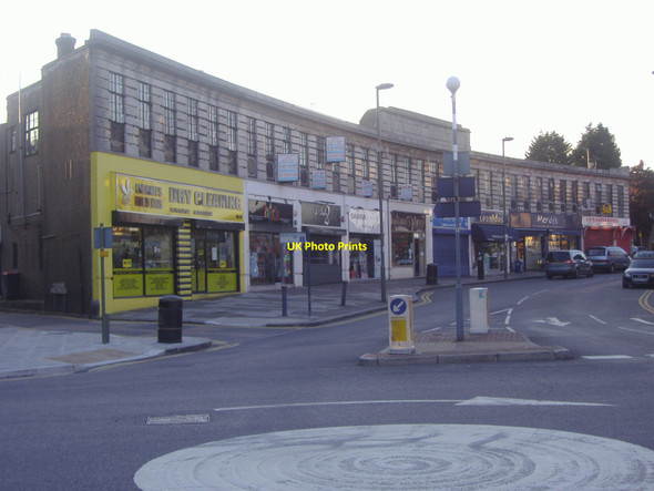 Photo 6"x4" Art deco parade of shops, Edgwarebury Lane Edgware c2009