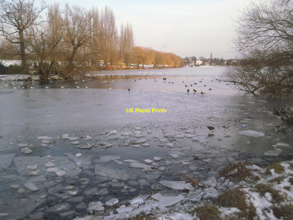 Photo 6"x4" Ice-covered lake in Danson Park Bexley c2010