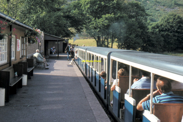 Photo 6"x4" Ravenglass & Eskdale Railway - 1983 Boot c1983