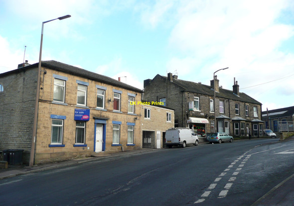 Photo 6"x4" The former New Inn, Briggate, Elland Elland c2011