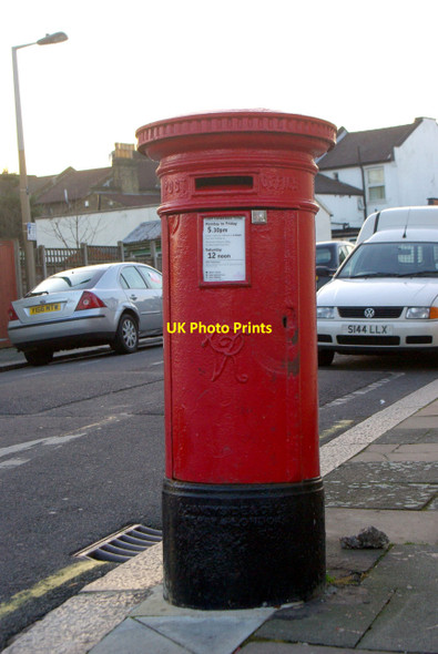 Photo 6"x4" Victorian (VR) pillar box, Conway Road, London N15 Hornsey c2011