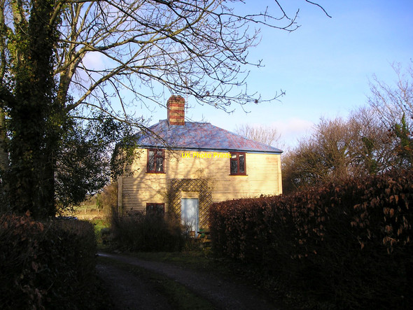 Photo 6"x4" The tin house Brithdir\/SN3447 c2011