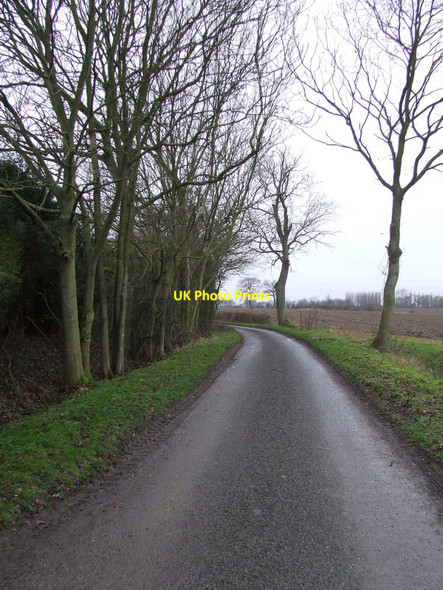 Photo 6"x4" Country Road Ringshall Stocks c2011