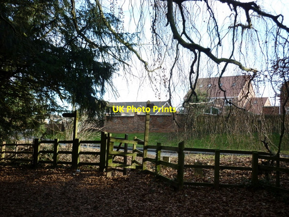 Photo 6"x4" The path comes out on Ermine Street, Broughton Broughton\/SE9608 c2011