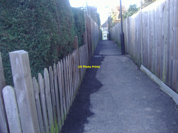 Photo 6"x4" Footpath from Hawthorne Avenue to Gerard Road, Harrow Kenton\/TQ1788 c2010