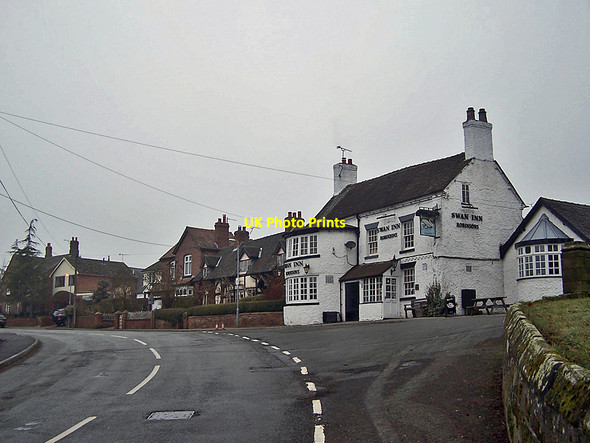 Photo 6"x4" The Swan Public House, Wybunbury Wybunbury c2011
