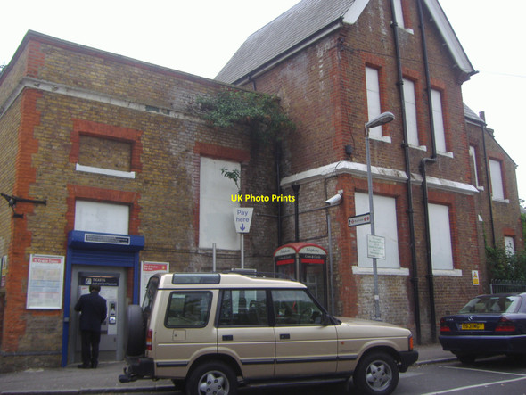 Photo 6"x4" Derelict station building, Isleworth Isleworth c2008