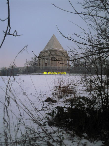 Photo 6"x4" Darnley Mausoleum in Cobham Park Lower Bush\/TQ6967 c2010