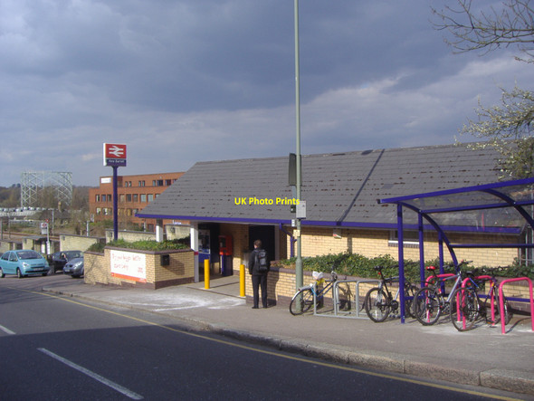 Photo 6"x4" New Barnet station East Barnet c2008